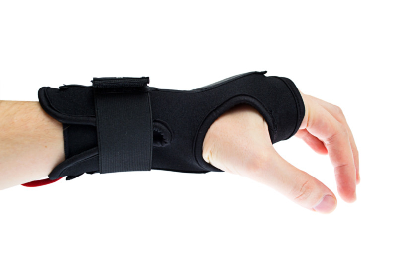 Carpal-tunnel-wrist-bracing